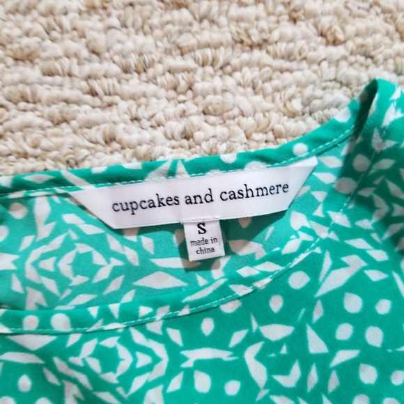 Cupcakes and cashmere dress - Picture 4 of 9